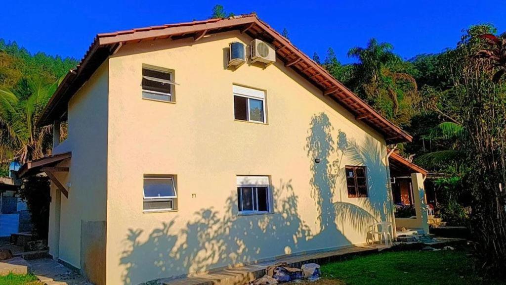 Piscina Climatizada, Jacuzzi E Com Grande Area Verde Ubatuba Eksteriør bilde